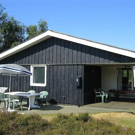 Three-bedroom Holiday Valmuevej 09 * Vesterø Havn